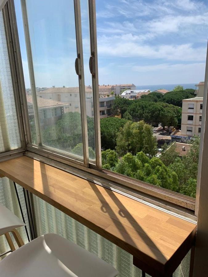 L'Appart Frejus Plage Экстерьер фото